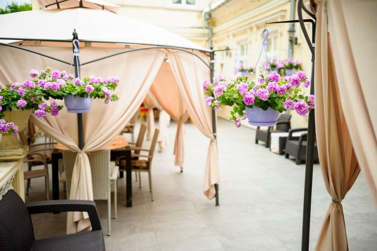 Hotel Dwor Sójki エクステリア 写真
